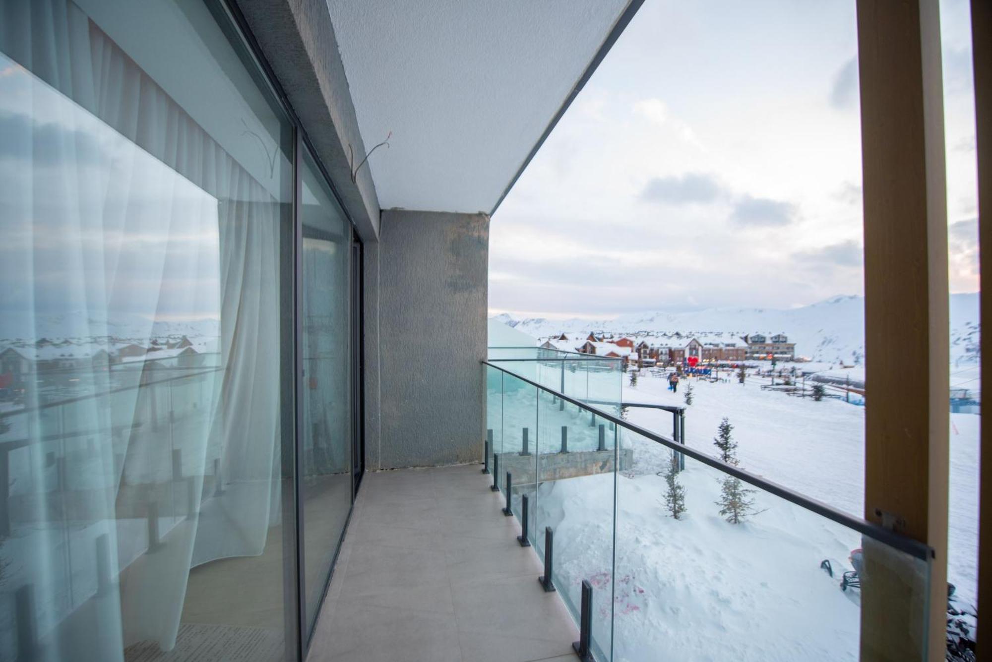 Gudauri Atrium Aparthotel Екстериор снимка