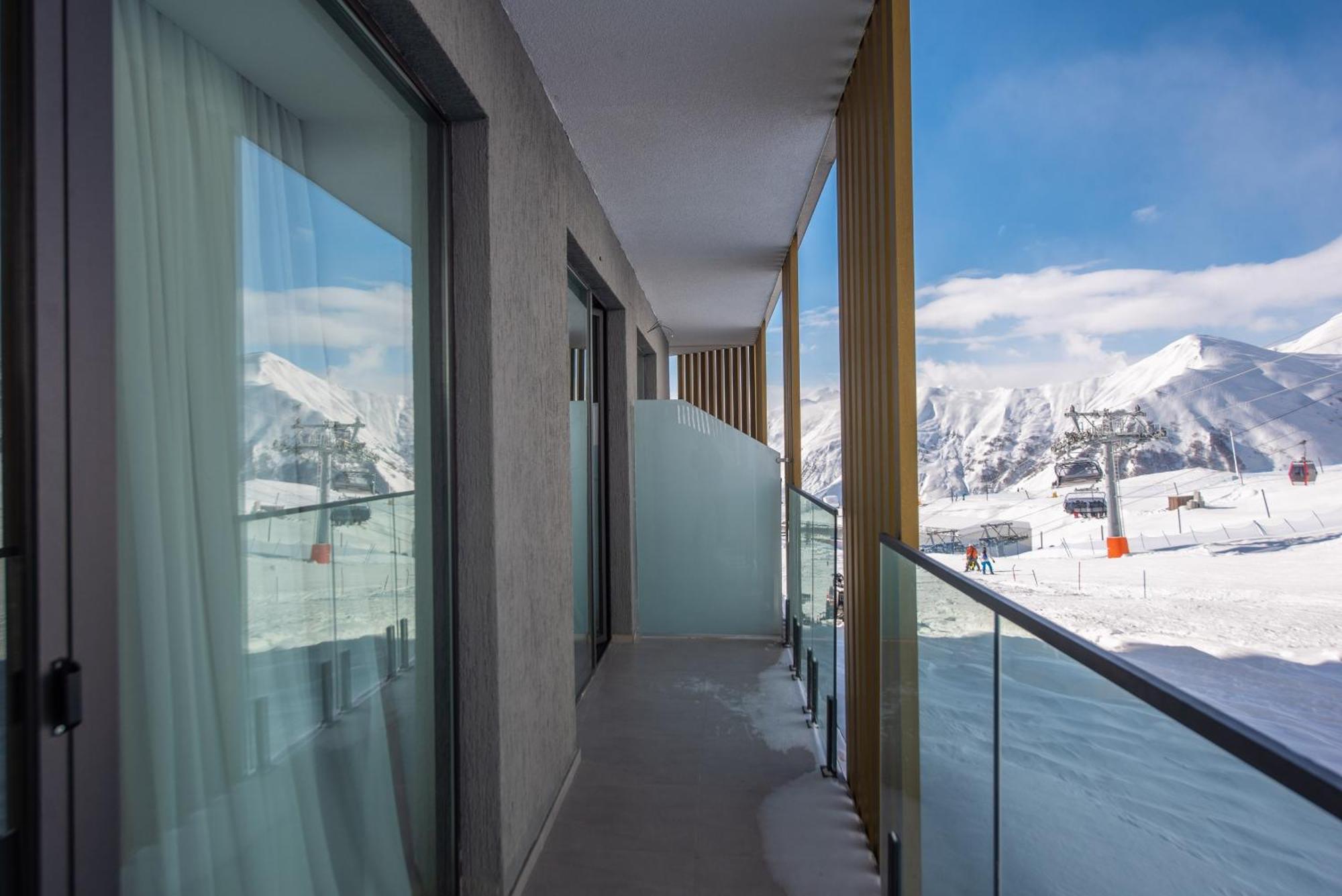 Gudauri Atrium Aparthotel Екстериор снимка