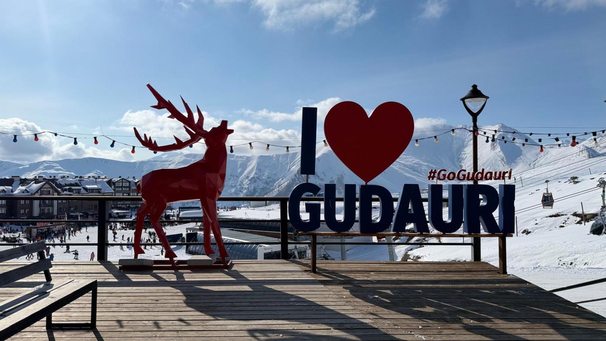 Gudauri Atrium Aparthotel Екстериор снимка